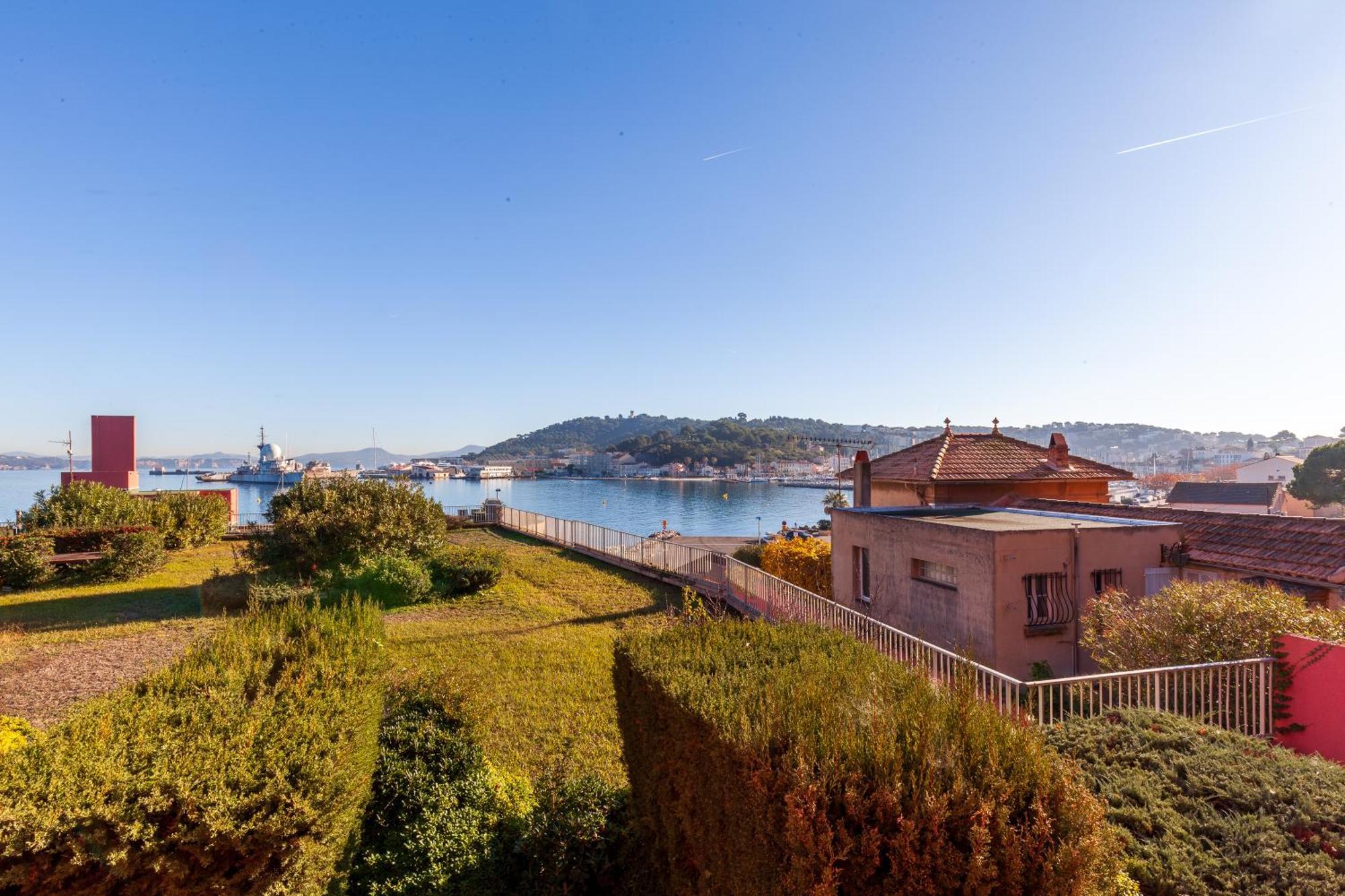 Clubhotel Maeva St Mandrier Saint-Mandrier-sur-Mer Kültér fotó